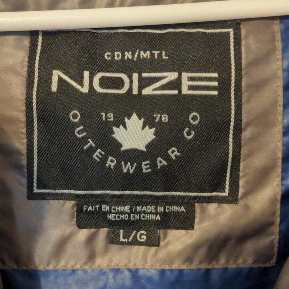Noize Vegan Puffer Jacket - Picture 2 of 2